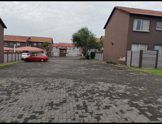 2 BEDROOM PROPERTY TO RENT IN VORNA VALLEY